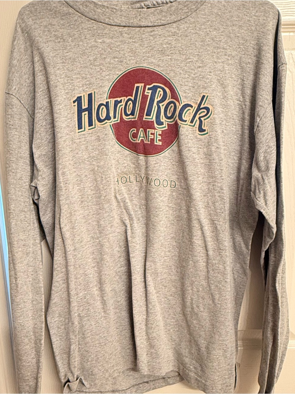 Hard Rock Cafe” Hollywood long sleeve Gray Tee Shirt